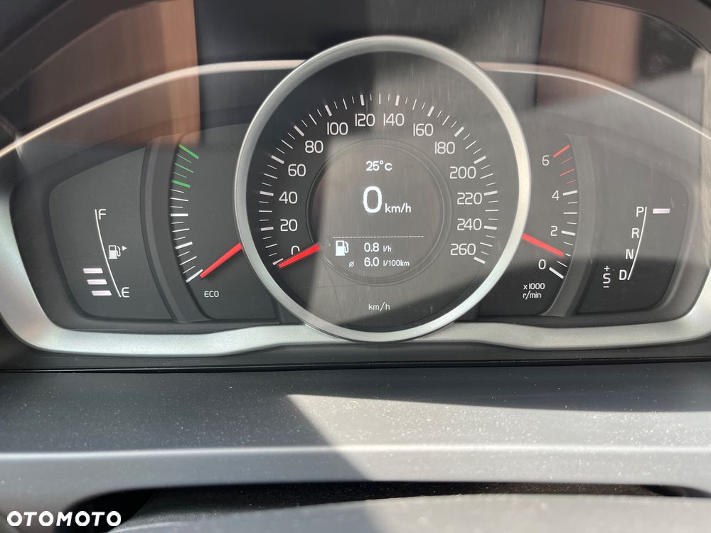 Volvo V60 D4 Drive-E Kinetic - 13