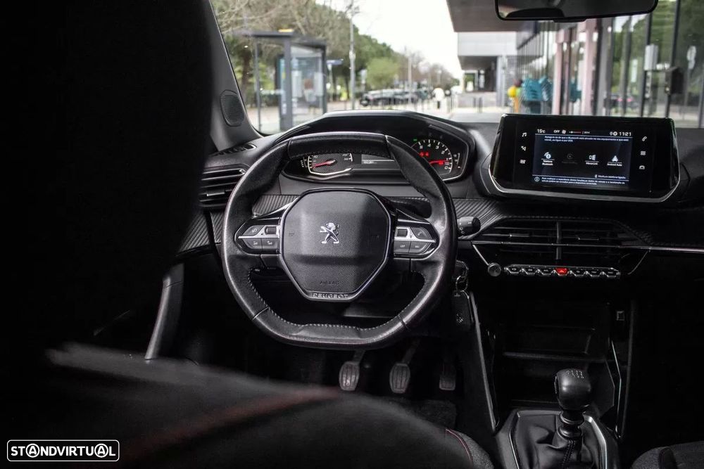 Peugeot 2008 1.2 PureTech Active - 31