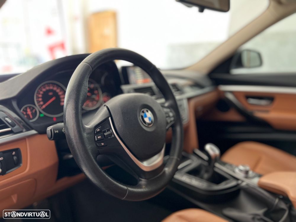 BMW 320 Gran Turismo d Line Luxury - 26