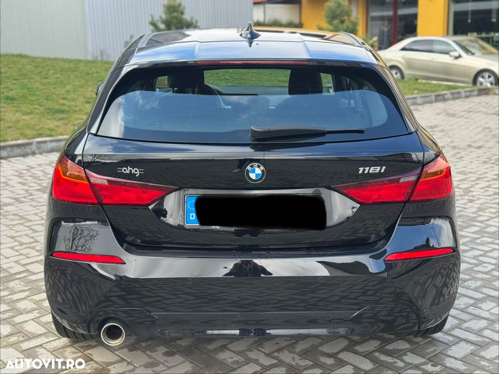 BMW Seria 1 - 13