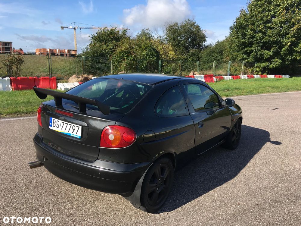 Renault Megane 2000 photo 4