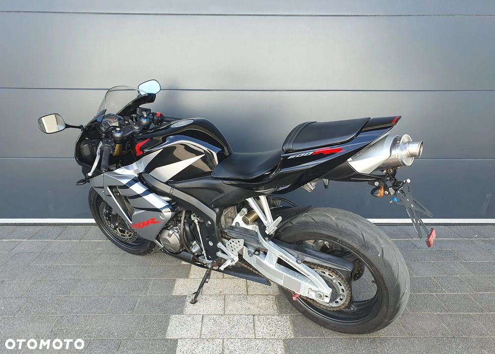 Honda CBR - 3