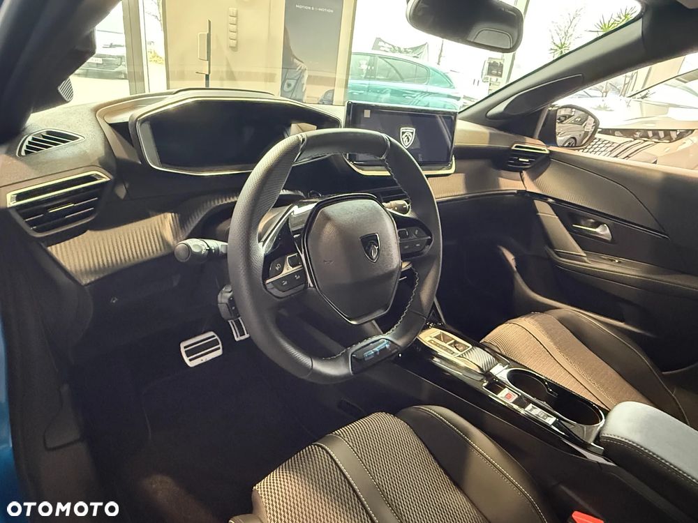 Peugeot 208 54kWh GT - 9