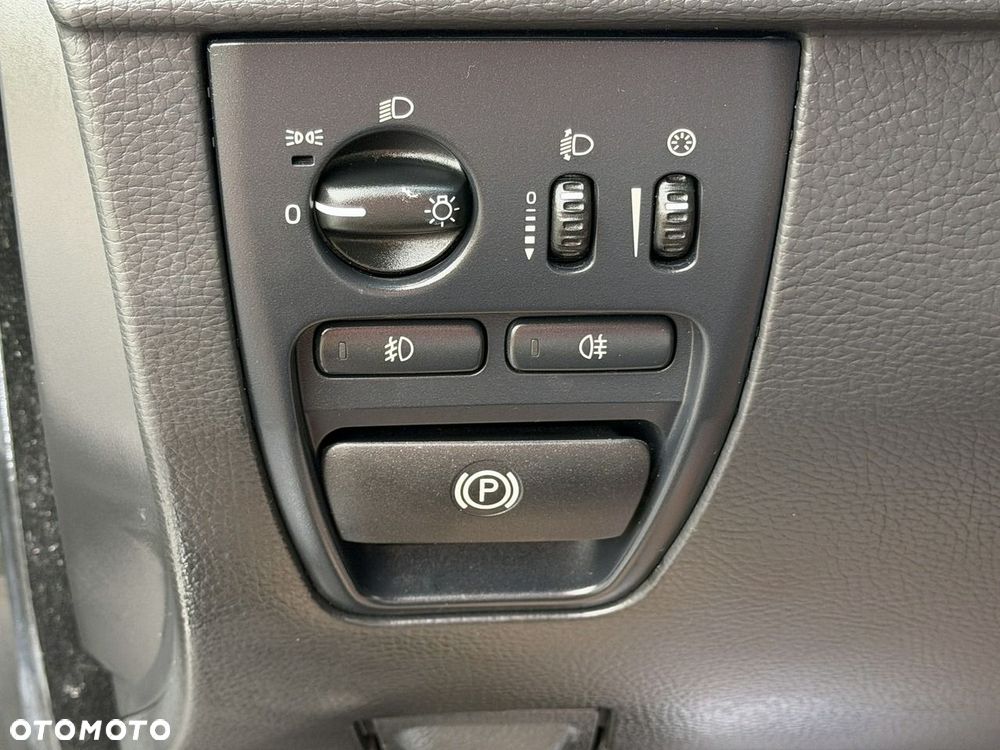 Volvo XC 90 D5 AWD Geartonic Summum - 21