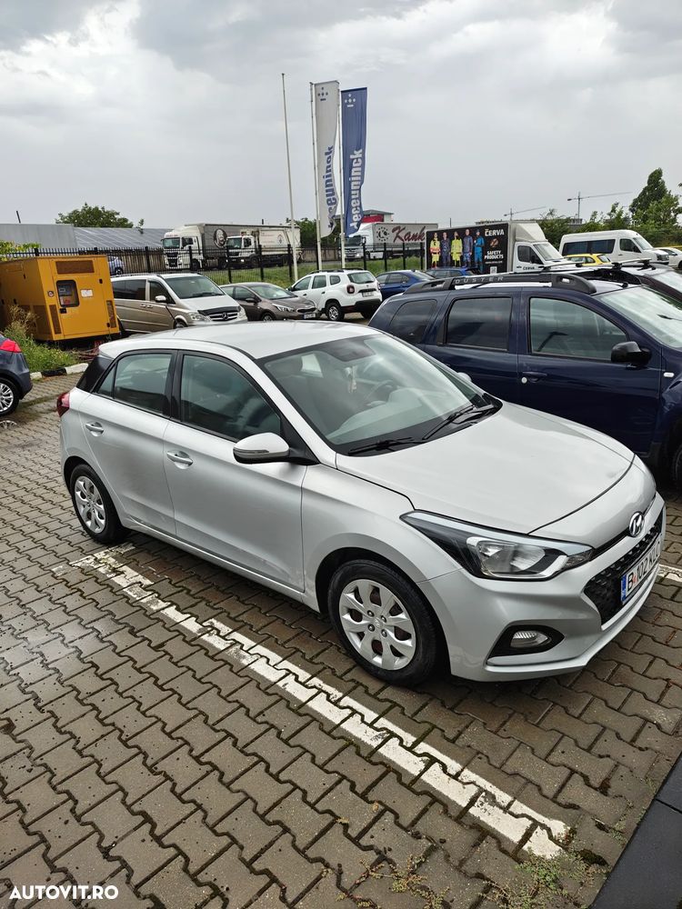 Hyundai i20 1.2 Pure - 2