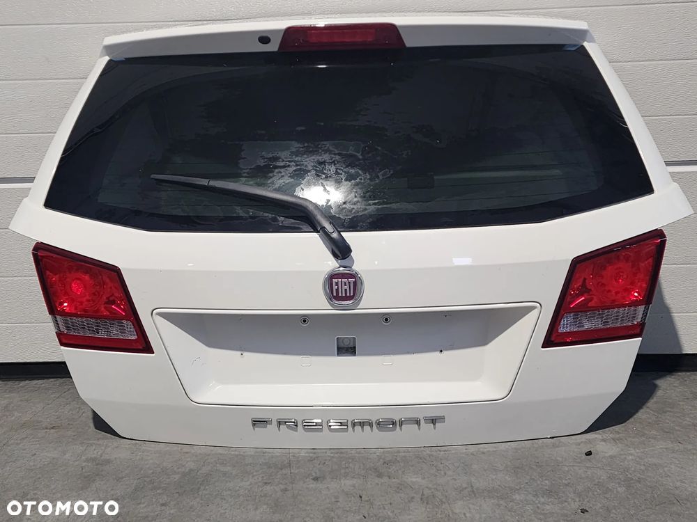 Fiat Freemont klapa bagażnika  kompletna - 1
