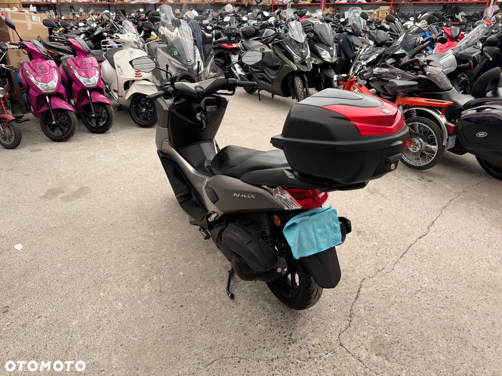 Yamaha NMAX - 5