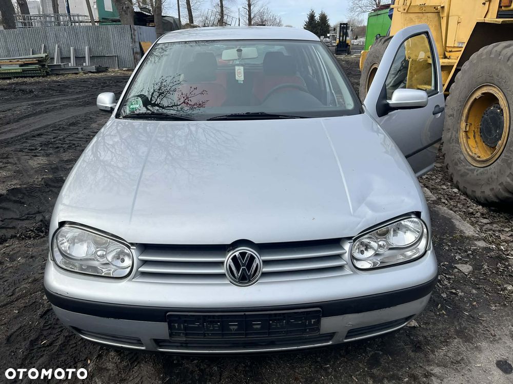 Volkswagen Golf 1.9 TDI Basis - 2