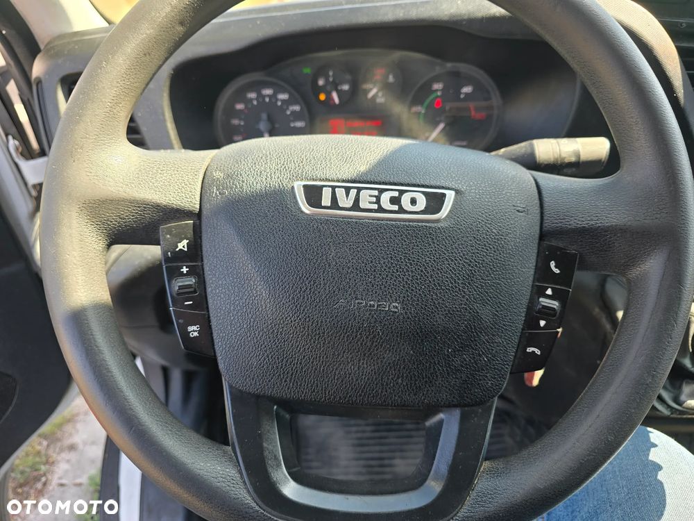 Iveco 35S15 - 11