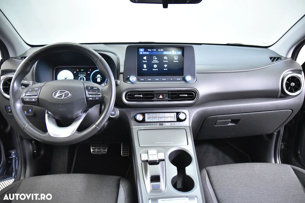 Hyundai KONA - 9