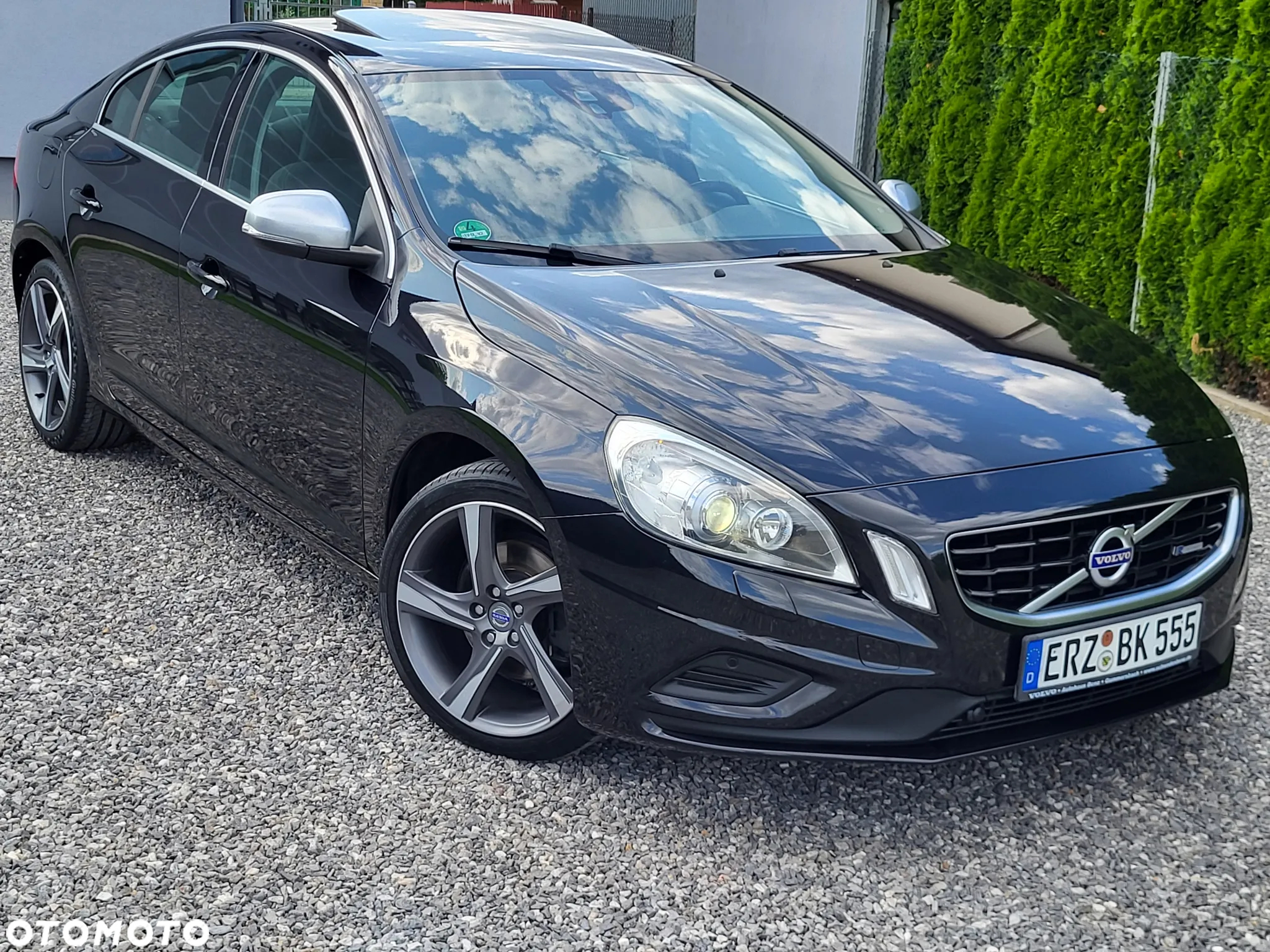 Volvo S60 D4 R-Design - 2