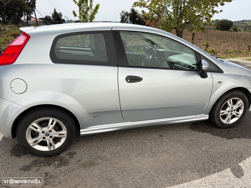 Fiat Punto 70 JTD Multijet Active - 3