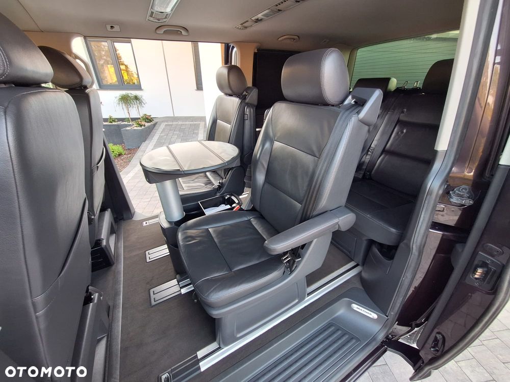 Volkswagen Multivan - 16