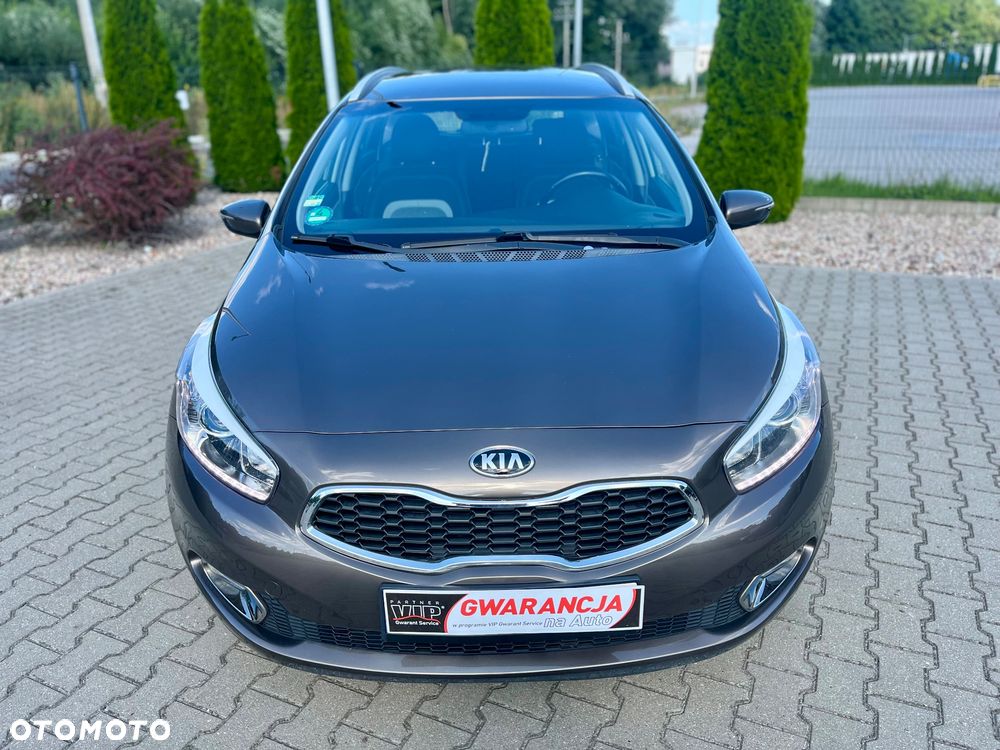 Kia Ceed 1.6 GDI ISG Platinum Edition - 3