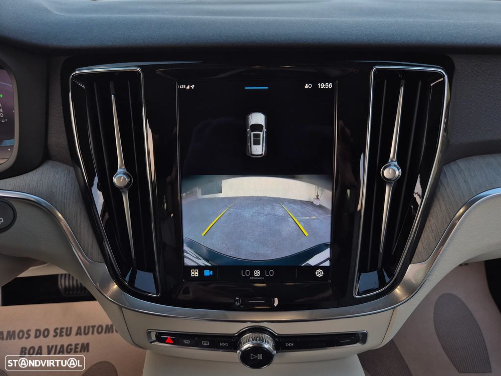 Volvo V60 2.0 T6 AWD TE Core - 22