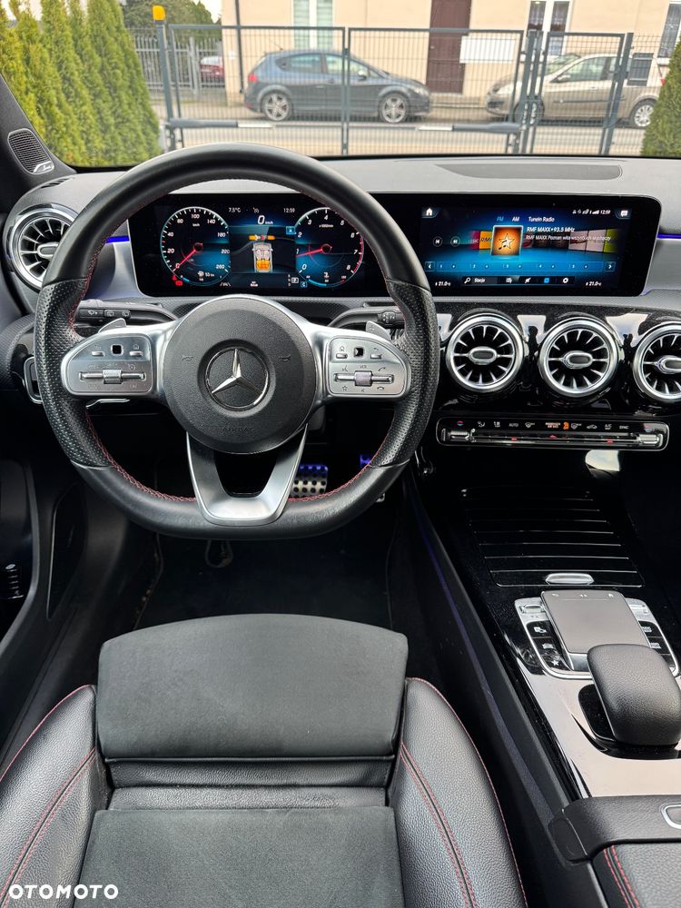 Mercedes-Benz Klasa A 200 AMG Line 7G-DCT - 9