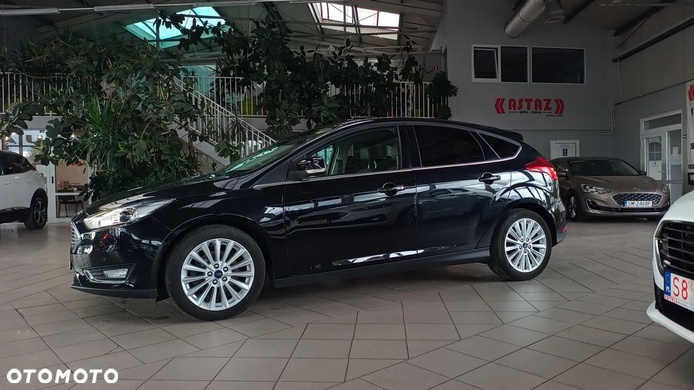 Ford Focus 1.5 EcoBoost Titanium ASS - 3