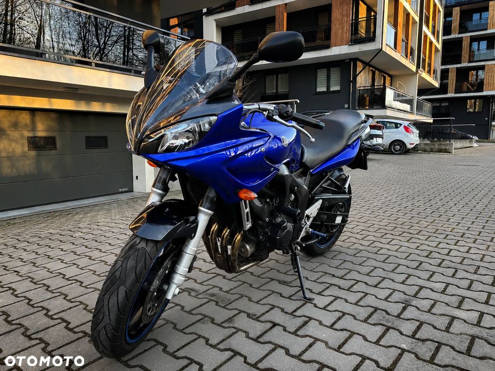Yamaha FZ6 - 3