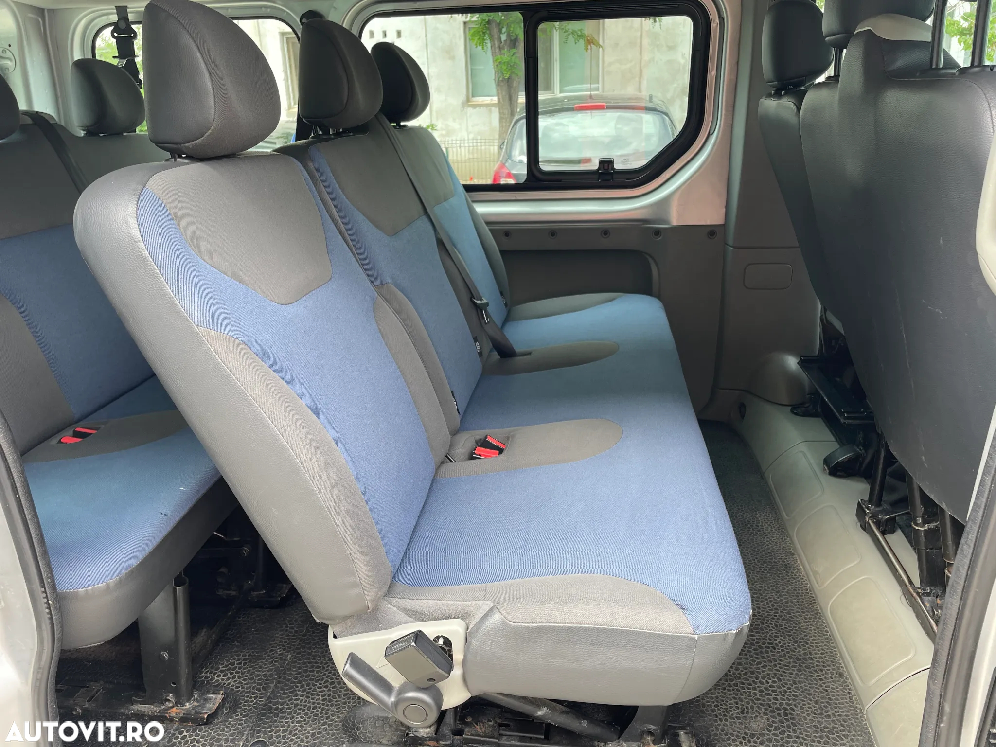 Renault Trafic 2.0 dCi 115 Passenger Expression - 6