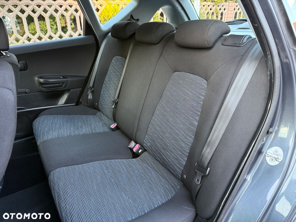 Kia Ceed 1.6 Crdi Comfort + - 16