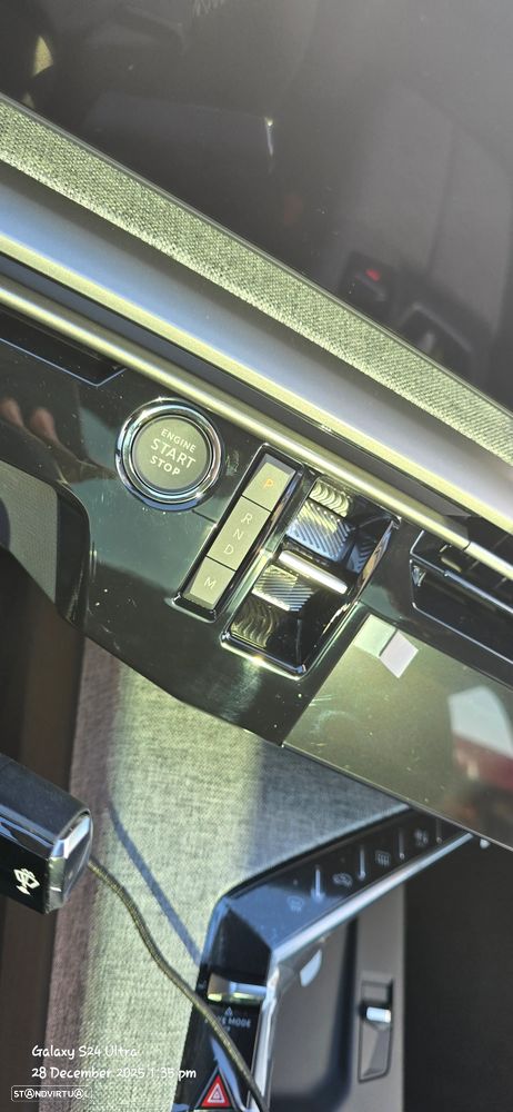 Peugeot 5008 1.2 Hybrid GT e-DCS6 - 33