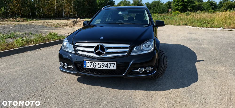 Mercedes-Benz Klasa C 200 (BlueEFFICIENCY) Avantgarde - 1