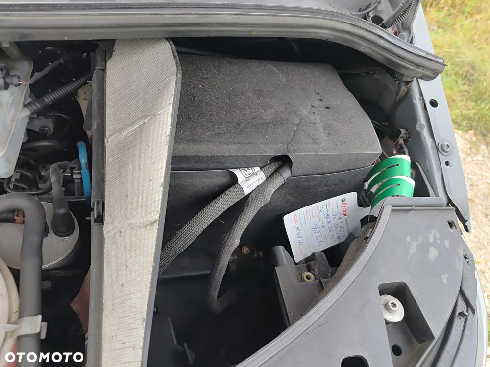 Volkswagen Caravelle 2.0 TDI L1 Trendline - 28