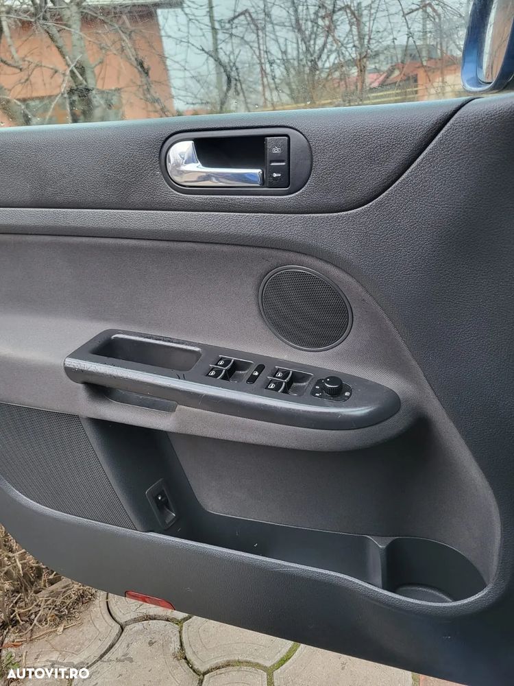 Volkswagen Golf 1.9 TDI Comfortline - 14
