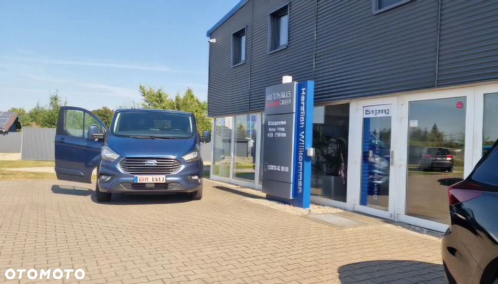 Ford Tourneo Custom 2.0 EcoBlue L2 Shuttle Bus Titanium - 16