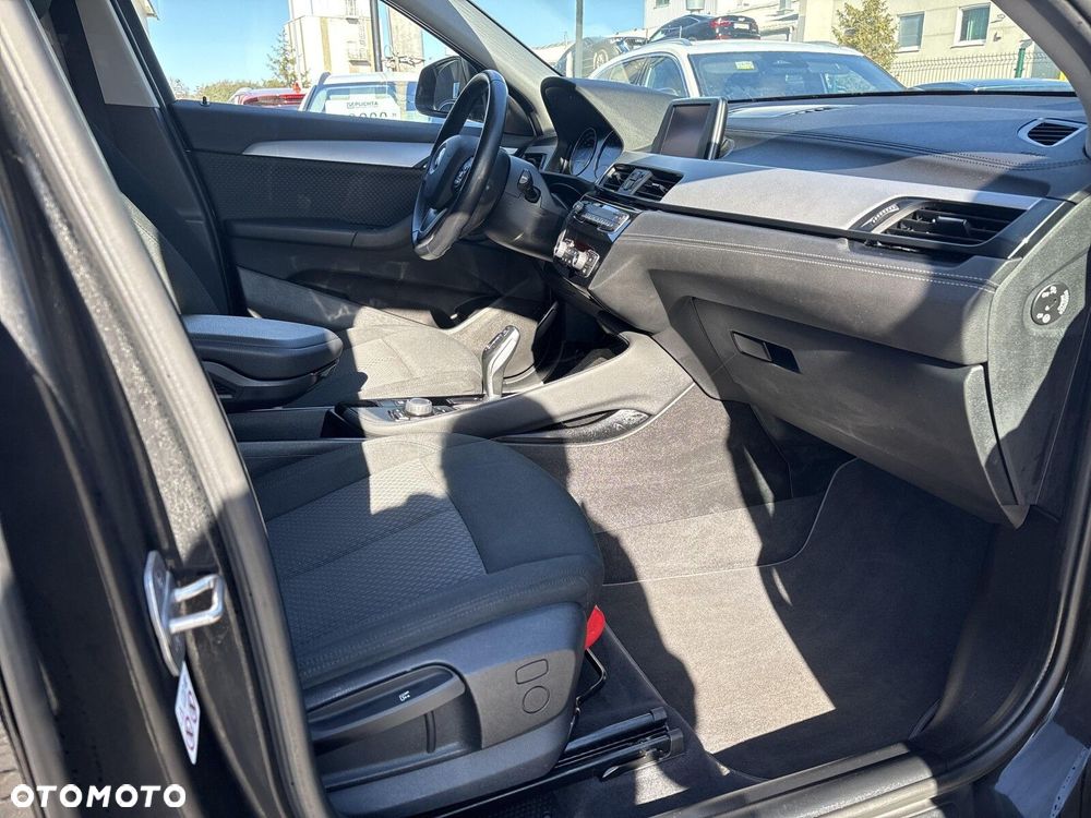 BMW X2 sDrive18i - 9