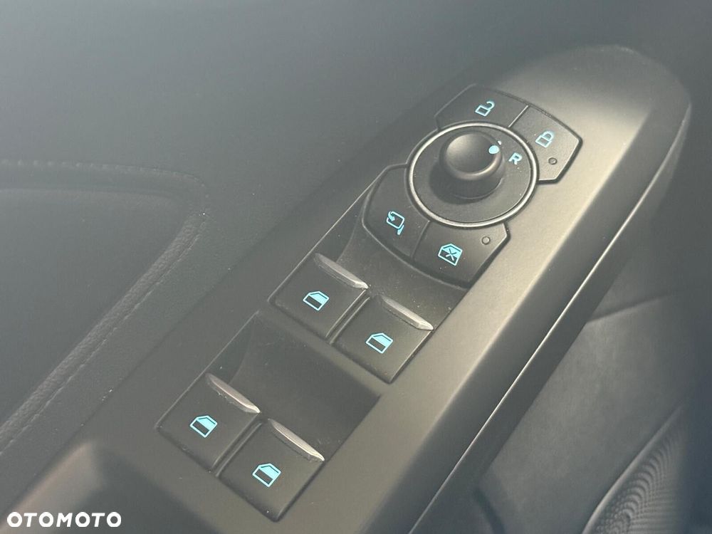 Ford Focus 1.0 EcoBoost mHEV ST-Line X - 30