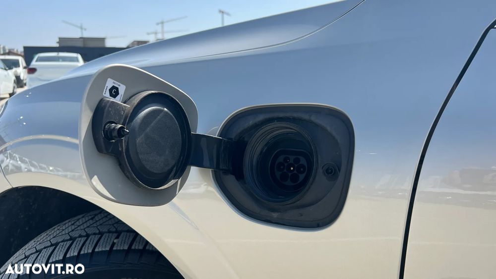 Volvo XC 60 T6 AWD Recharge Geartronic Inscription Expression - 7