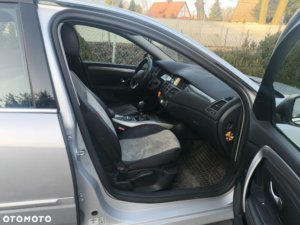 Renault Laguna 2.0 dCi Tech Run - 10