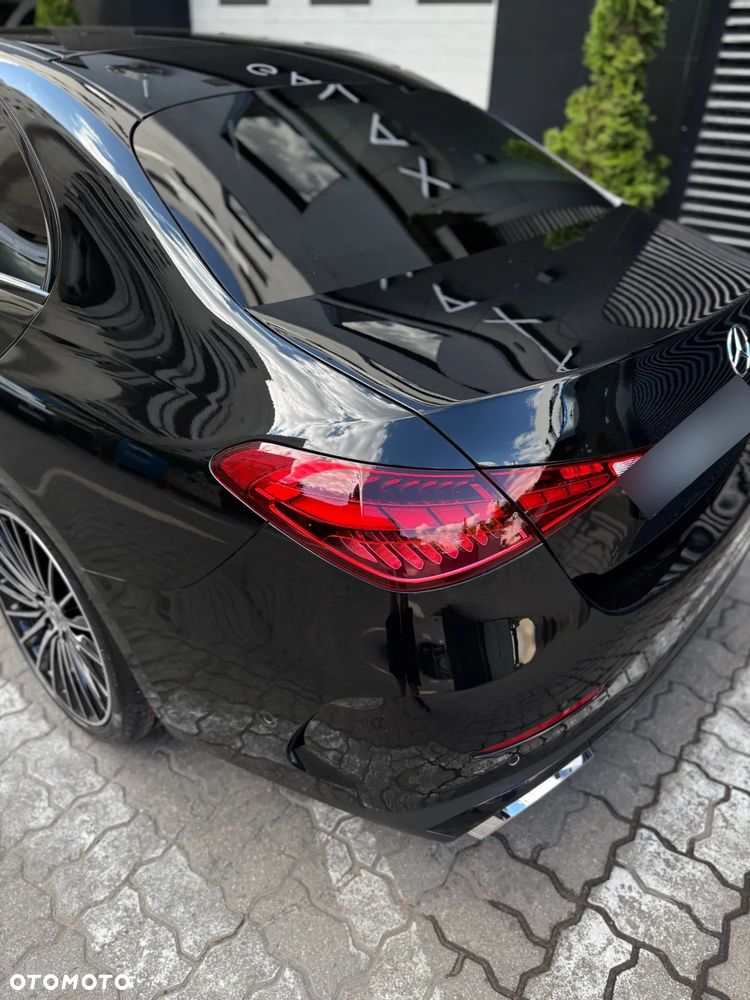 Mercedes-Benz Klasa C 180 mHEV AMG - 16