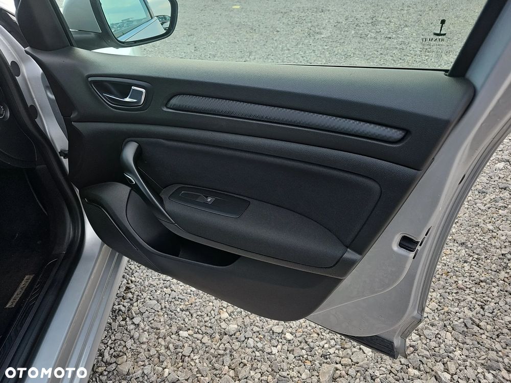 Renault Megane 1.5 Blue dCi Business - 21