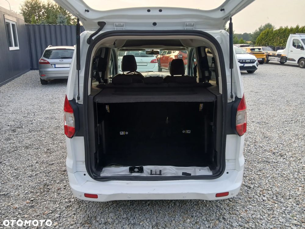 Ford Tourneo Courier 1.5 TDCi Trend - 18