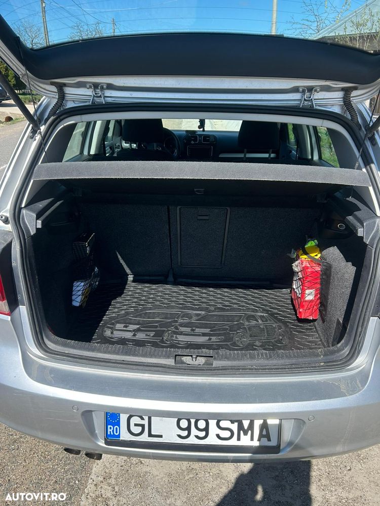 Volkswagen Golf 1.4 TSI Highline DSG - 2