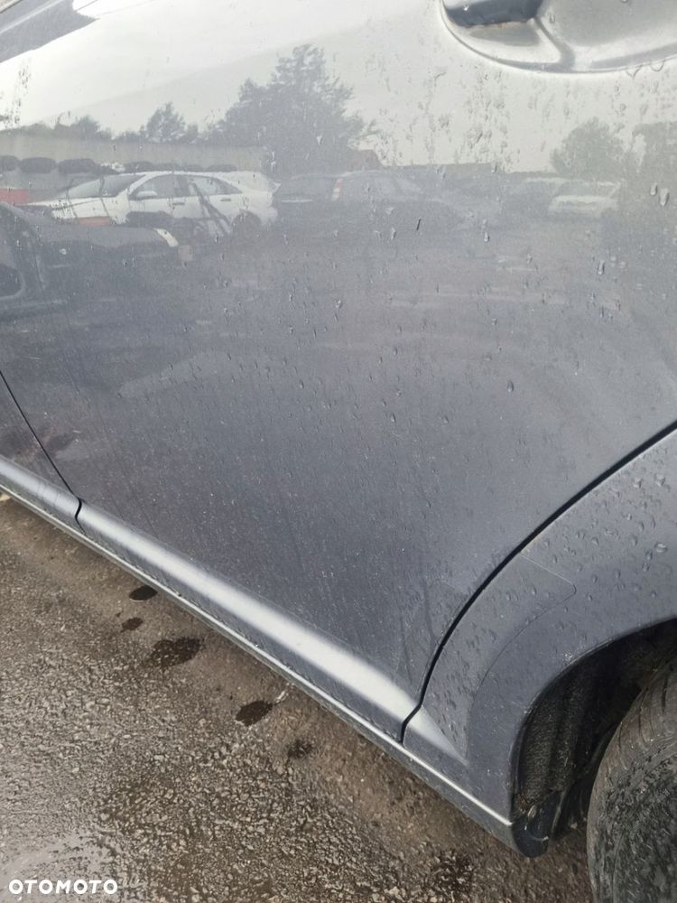 TOYOTA AVENSIS II T25 03-06 2004 r. KOMBI LAKIER 1E5 DRZWI LEWY TYŁ LT * - 5