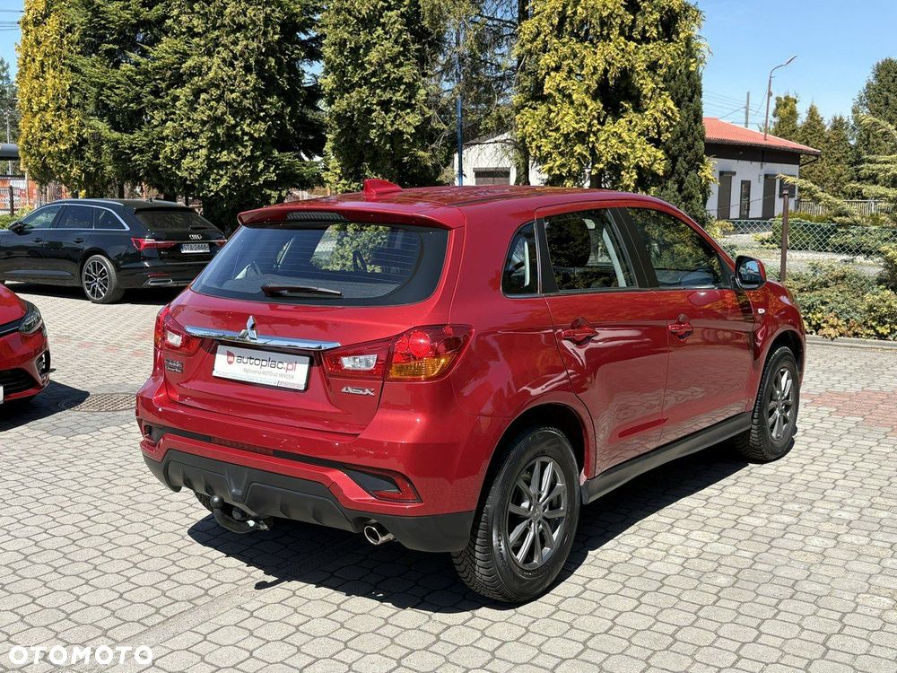 Mitsubishi ASX - 5