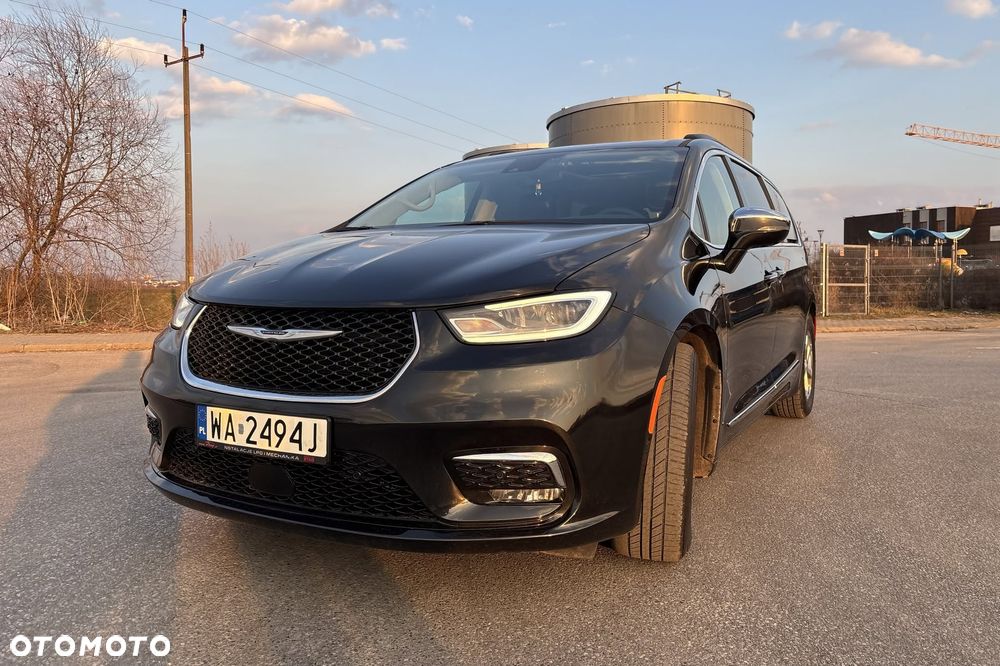 Chrysler Pacifica - 14