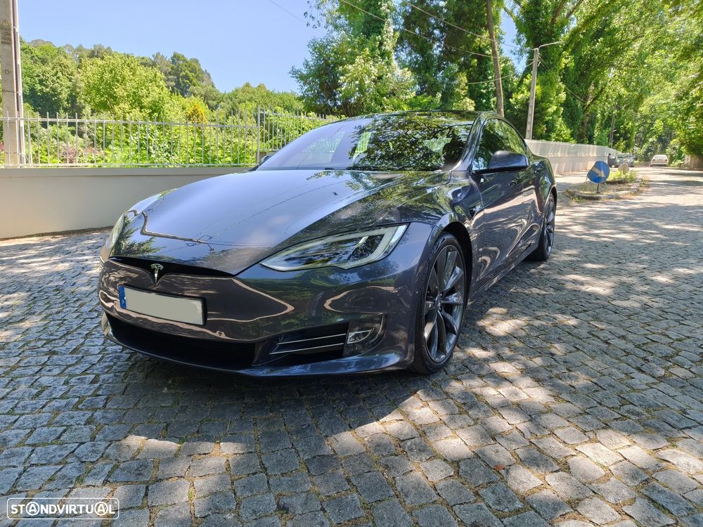 Tesla Model S 100D - 28