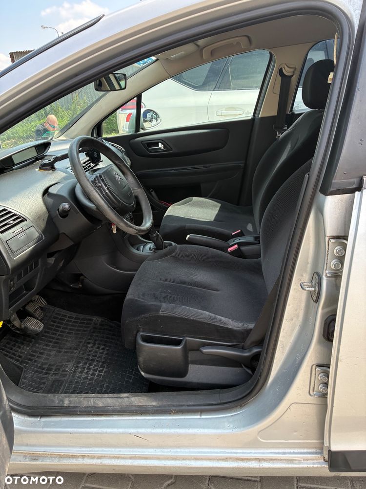 Citroën C4 1.6 HDi Magic - 22