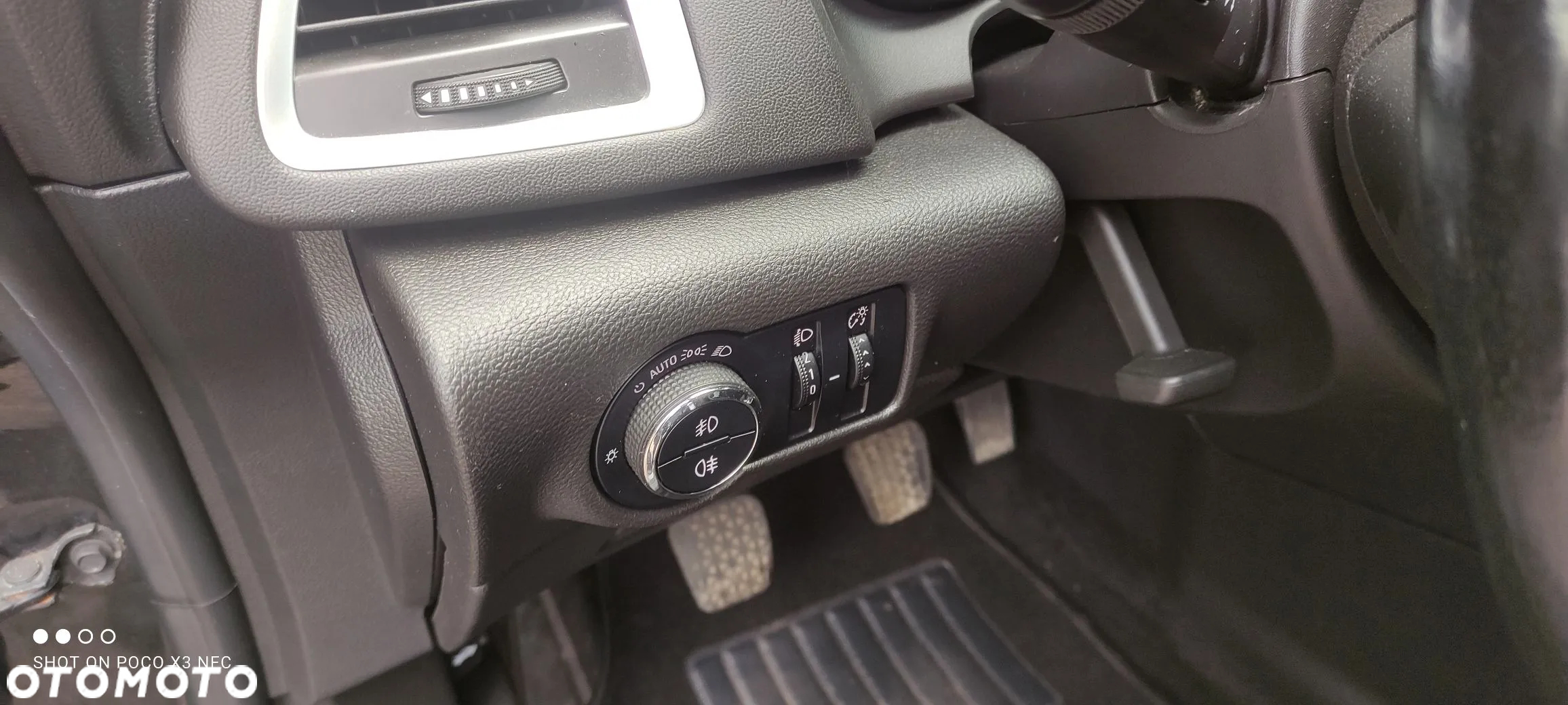 Opel Astra 2.0 CDTI Exklusiv - 20