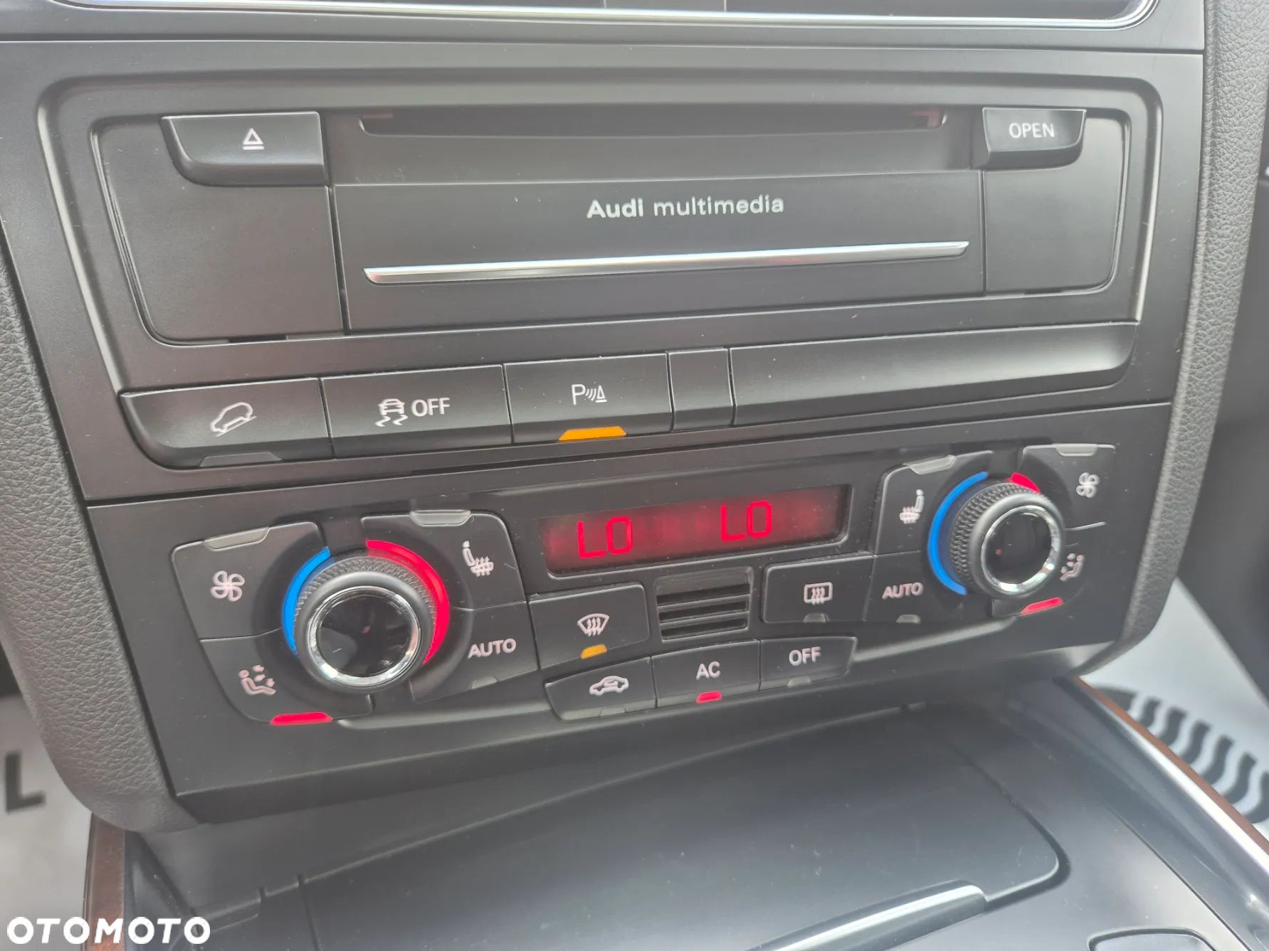 Audi Q5 3.2 FSI Quattro S tronic - 36
