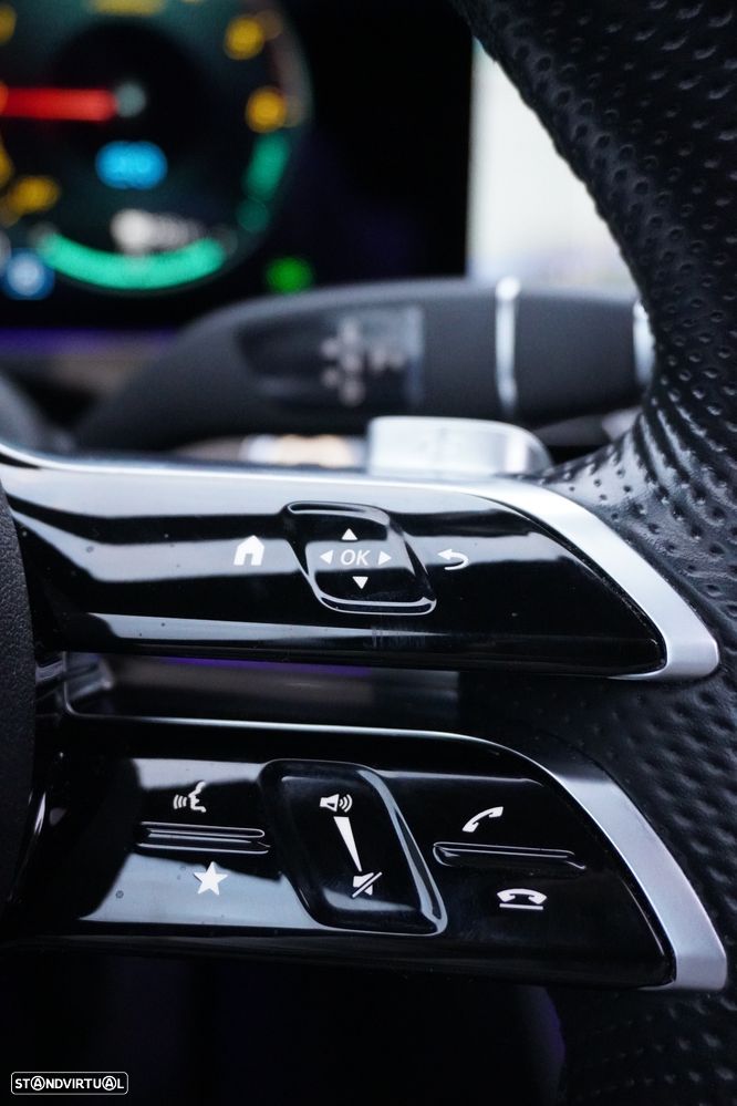 Mercedes-Benz E 300 de 4Matic 9G-TRONIC AMG Line - 18