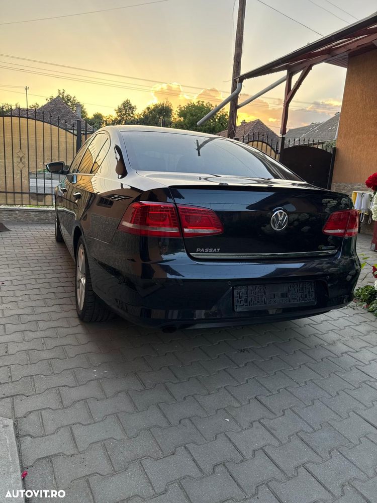 Volkswagen Passat - 6