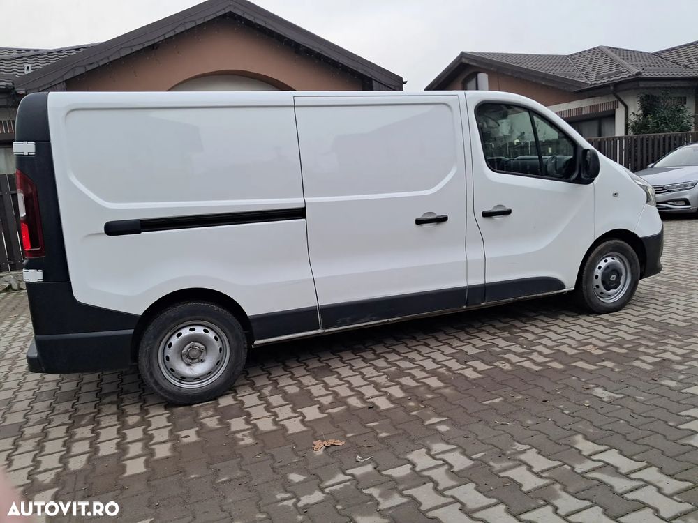 Renault TRAFIC - 9