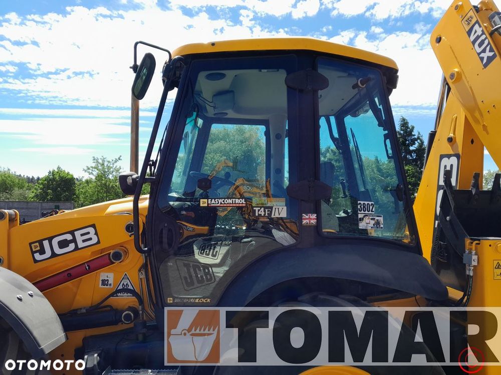 JCB JCB 4CX AEC  2018r - 11