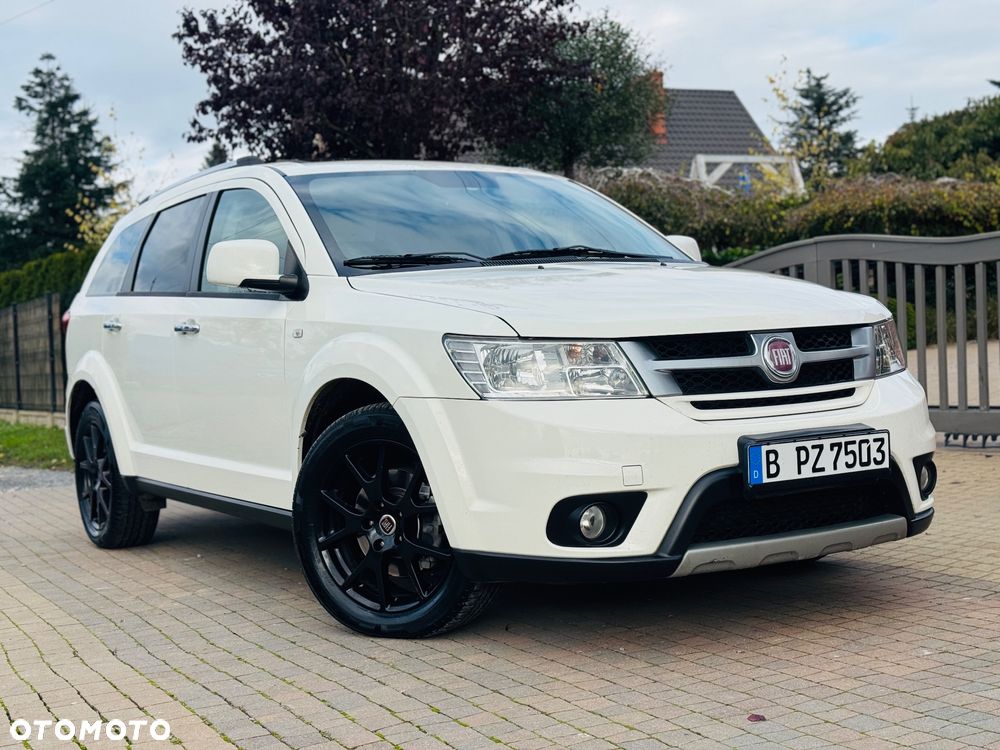 Fiat Freemont 2.0 Multijet Black Code AWD - 32