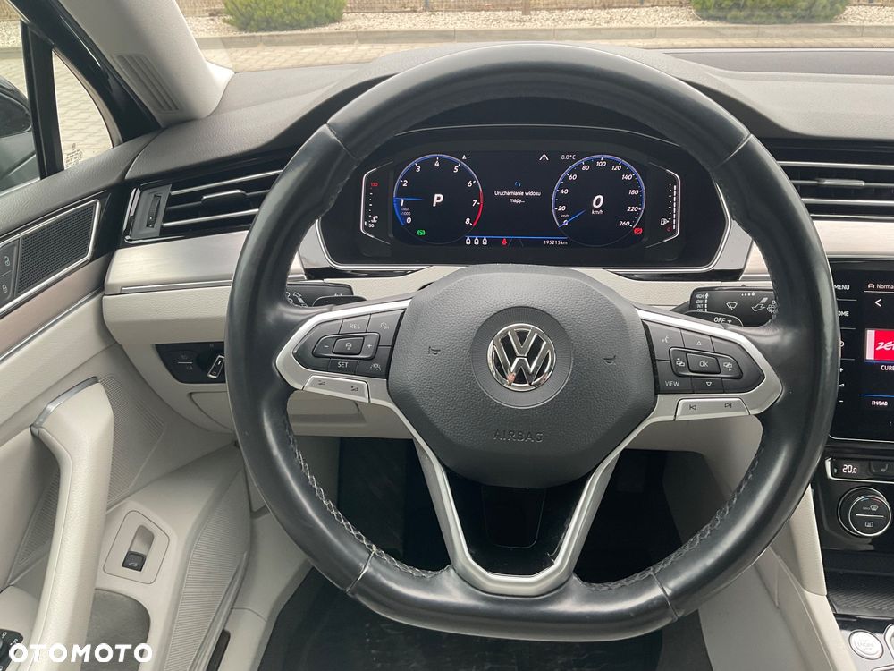 Volkswagen Passat 2.0 TSI Elegance DSG - 16
